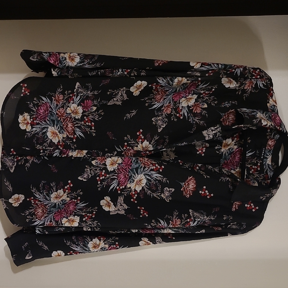 Torrid Black Floral Print Blouse